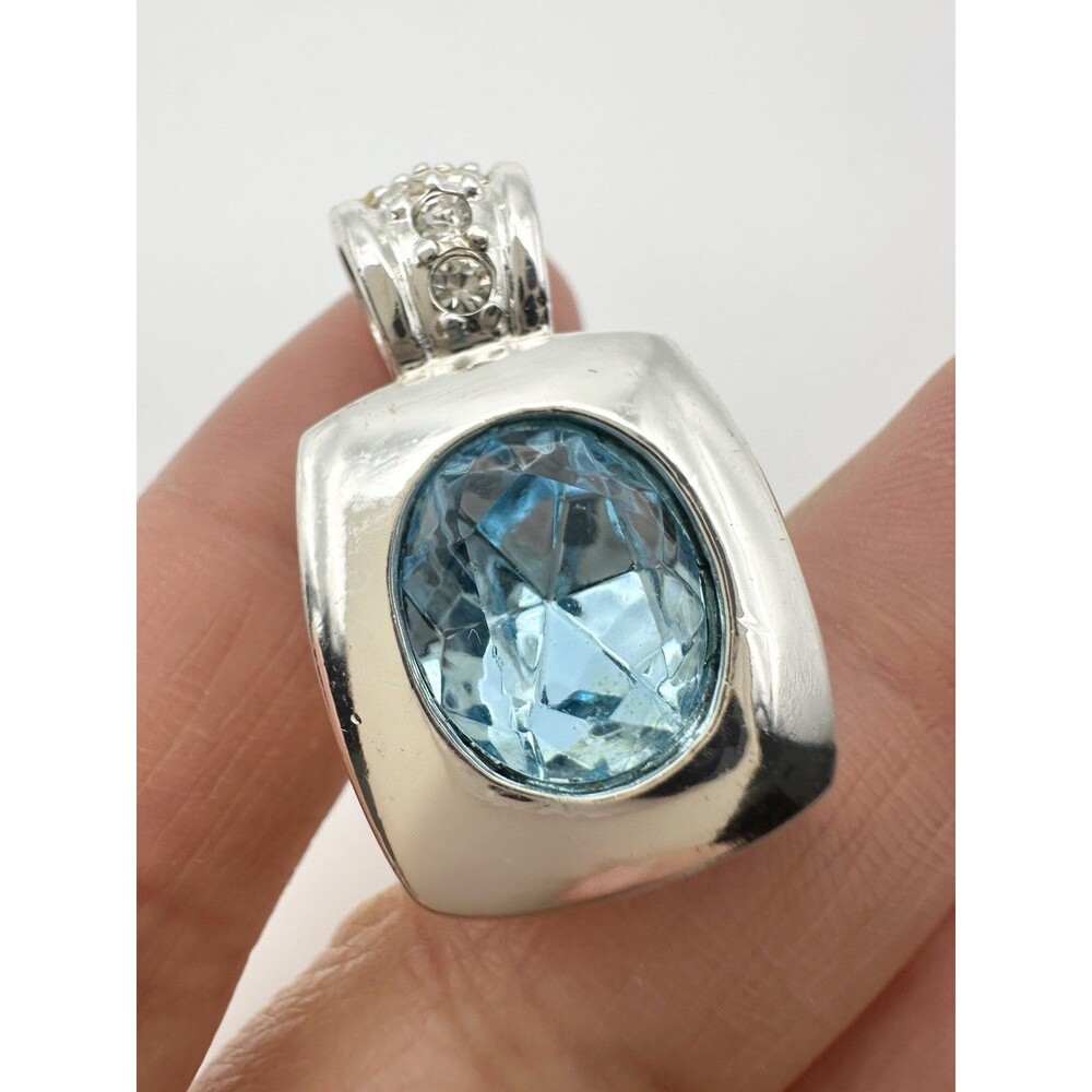 Roman Blue Rhinestone Oval Pendant - Picture 2 of 6